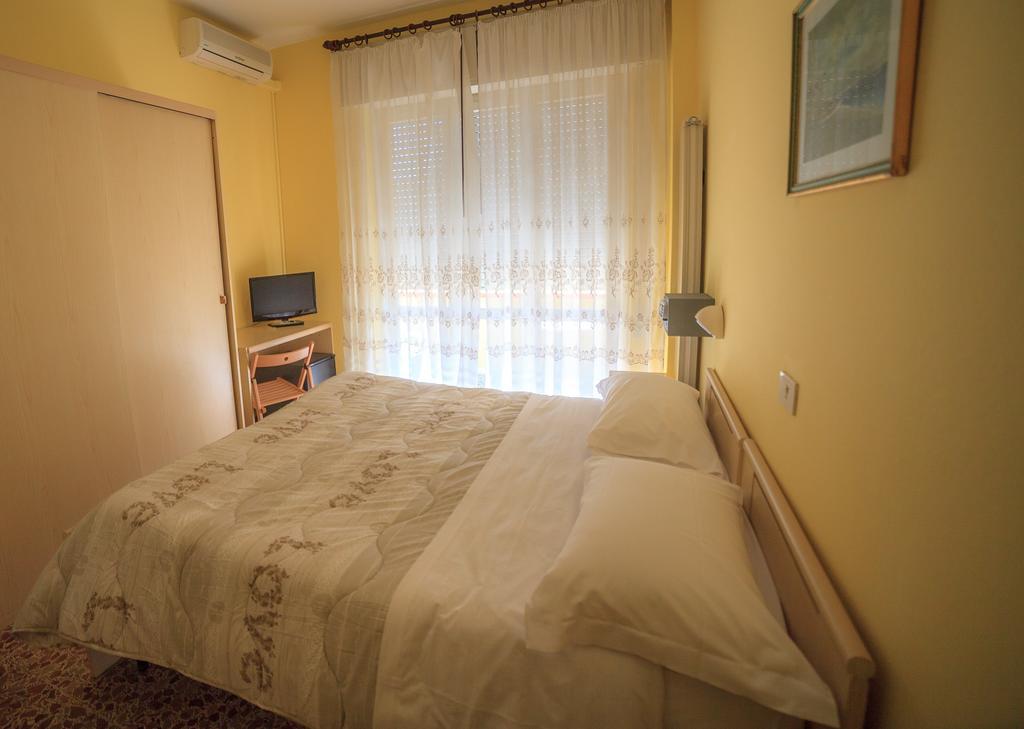 Hotel Il 9 Камайоре Екстер'єр фото